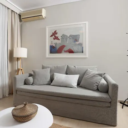 Minimal Vibe Rotonda *